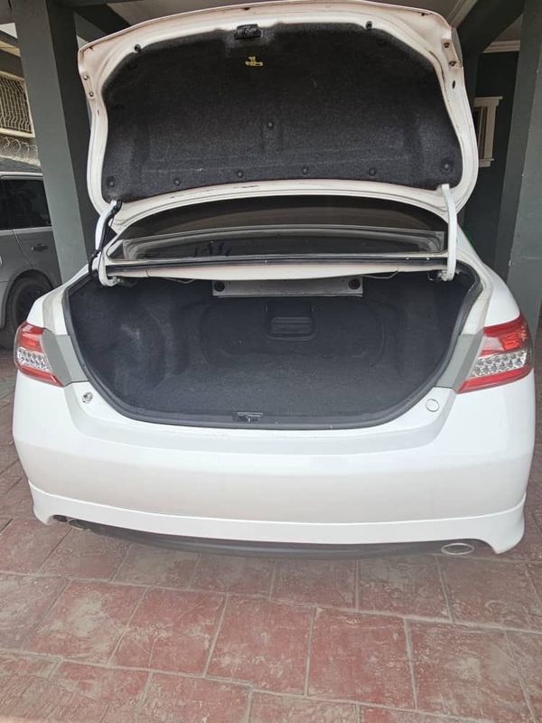 Thumbnail 9 of 2010 Toyota Camry SE